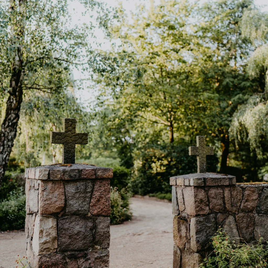 Friedhof Häcklingen_Kreuze